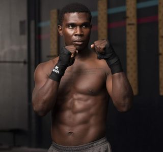 Bandagem Elástica Muvin 5 Metros Com Fechamento em Fecho de Contato e Alça Para Polegar – Atadura de Proteção Para Mãos e Punhos – Faixa de Boxe – Muay Thai – MMA – Artes Marciais – Treino – Unissex