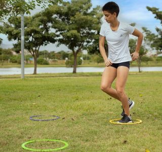 Argola de Agilidade Muvin – Kit com 8 unid – Equipamento Para Treino Funcional – Circuitos – Treinos – Exercícios – Ginástica – Academia – Agilidade – Velocidade – Fortalecimento dos Músculos – Resistente – Leve