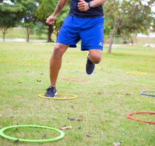 Argola de Agilidade Muvin – Kit com 8 unid – Equipamento Para Treino Funcional – Circuitos – Treinos – Exercícios – Ginástica – Academia – Agilidade – Velocidade – Fortalecimento dos Músculos – Resistente – Leve