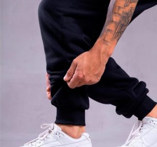 Calça Moletom Flanelado Jogger Skinny Slim Fit Musculação Inverno Academia Fitness Com Bolso Unissex