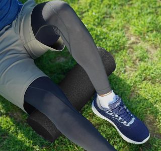 JustGoFit Rolo De Massagem 60Cm Preto Para Relaxamento Muscular E Fisioterapia Corpo Inteiro